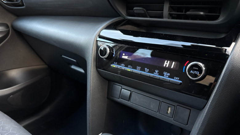 Toyota Yaris Cross 1.5 Hybrid Design 5dr CVT Hybrid Estate